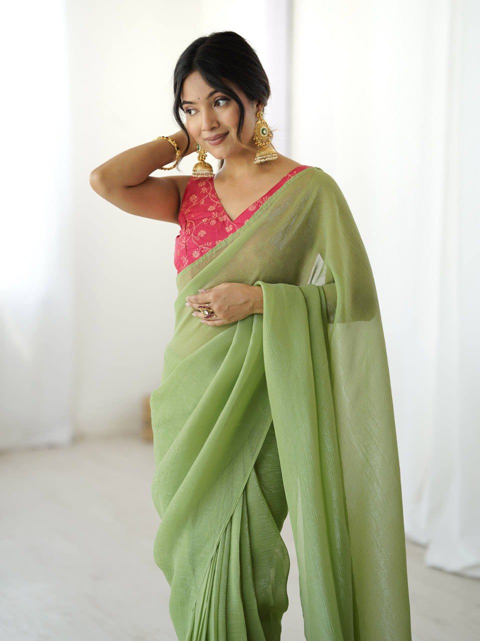 Sparkle Silk Ready-to-Wear Saree with Adjustable Hooks & Heavy Banarasi Blouse